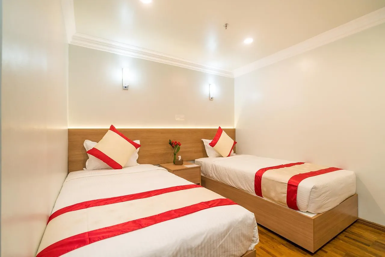 Sakura Hotel & Service Apartment Янгон 3*,