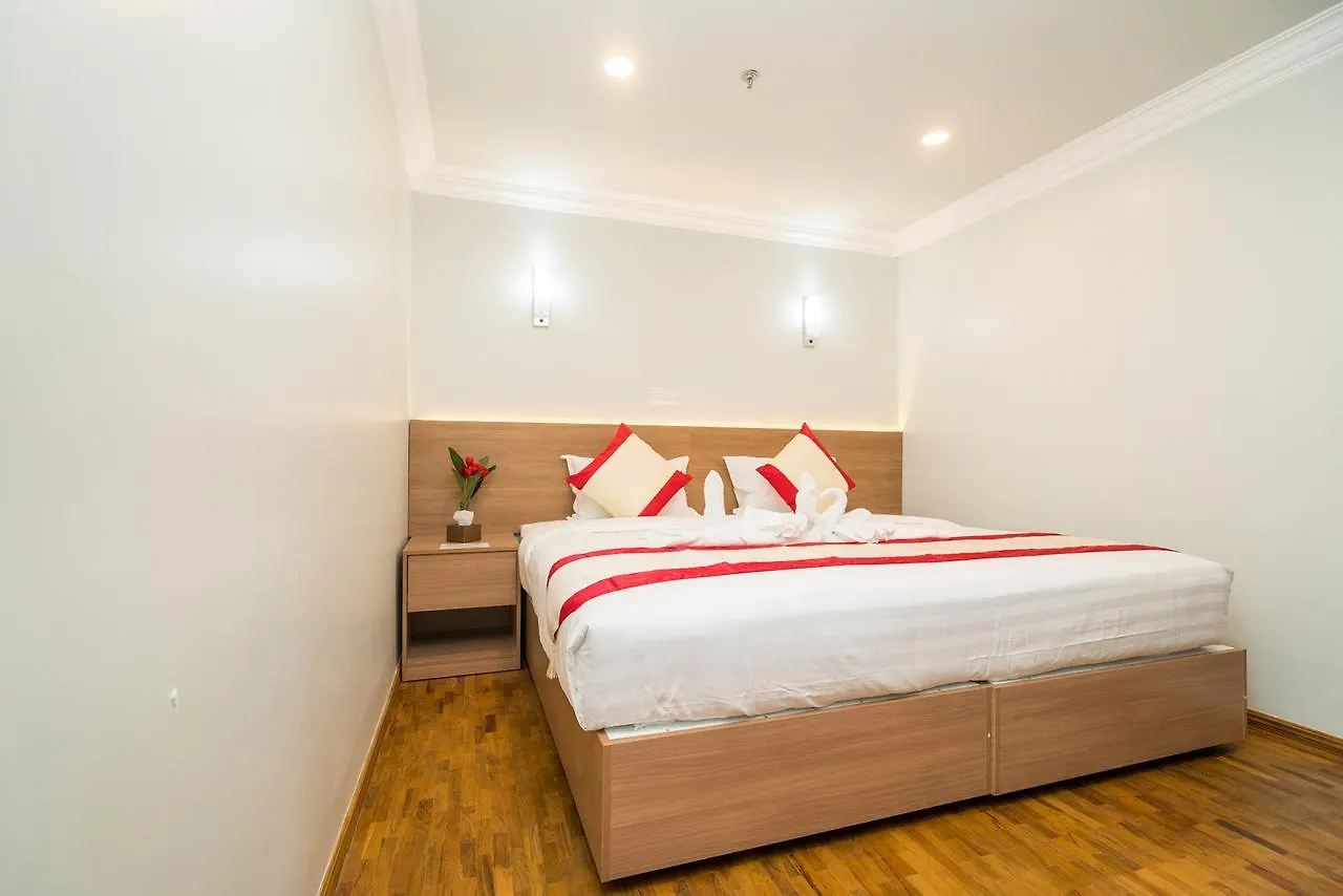 Sakura Hotel & Service Apartment Янгон