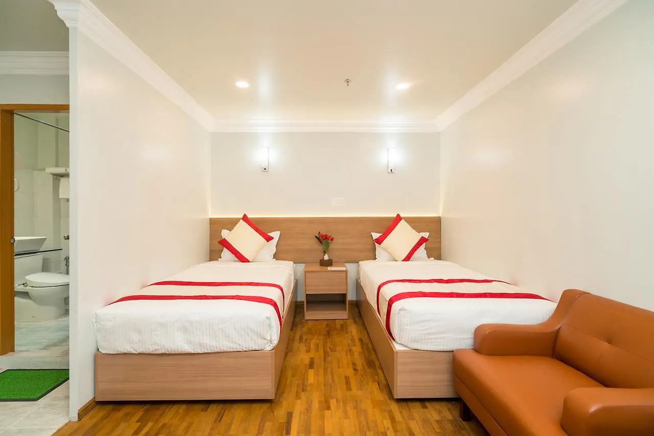 Sakura Hotel & Service Apartment Янгон